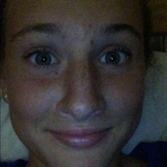 Meet your Posher, Katie - Picture 1 of 1